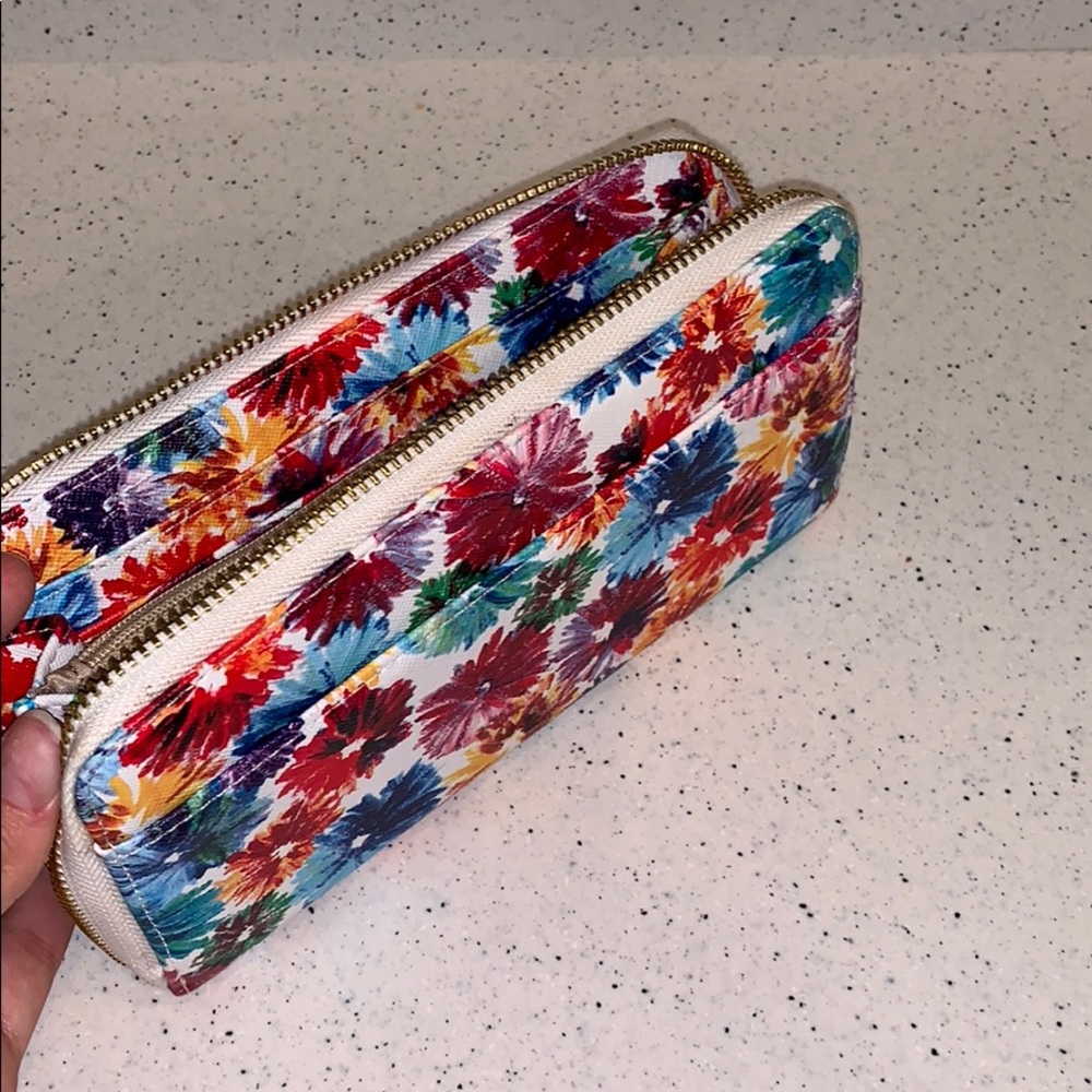 Wallet - Picture 4 of 7